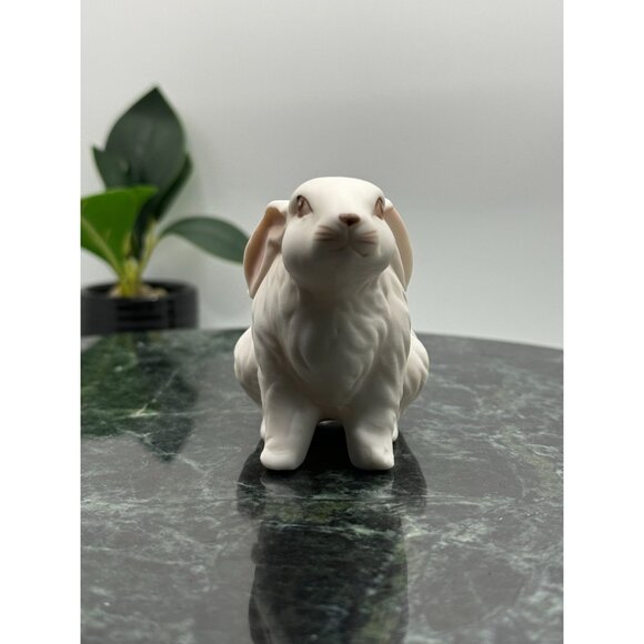 Vintage 1950s Porcelain Pin Cushion White Bunny Rabbit with Applied Flowers - Picture 7 of 11